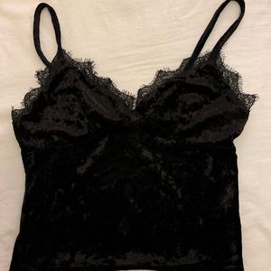 Black spaghetti top 🖤